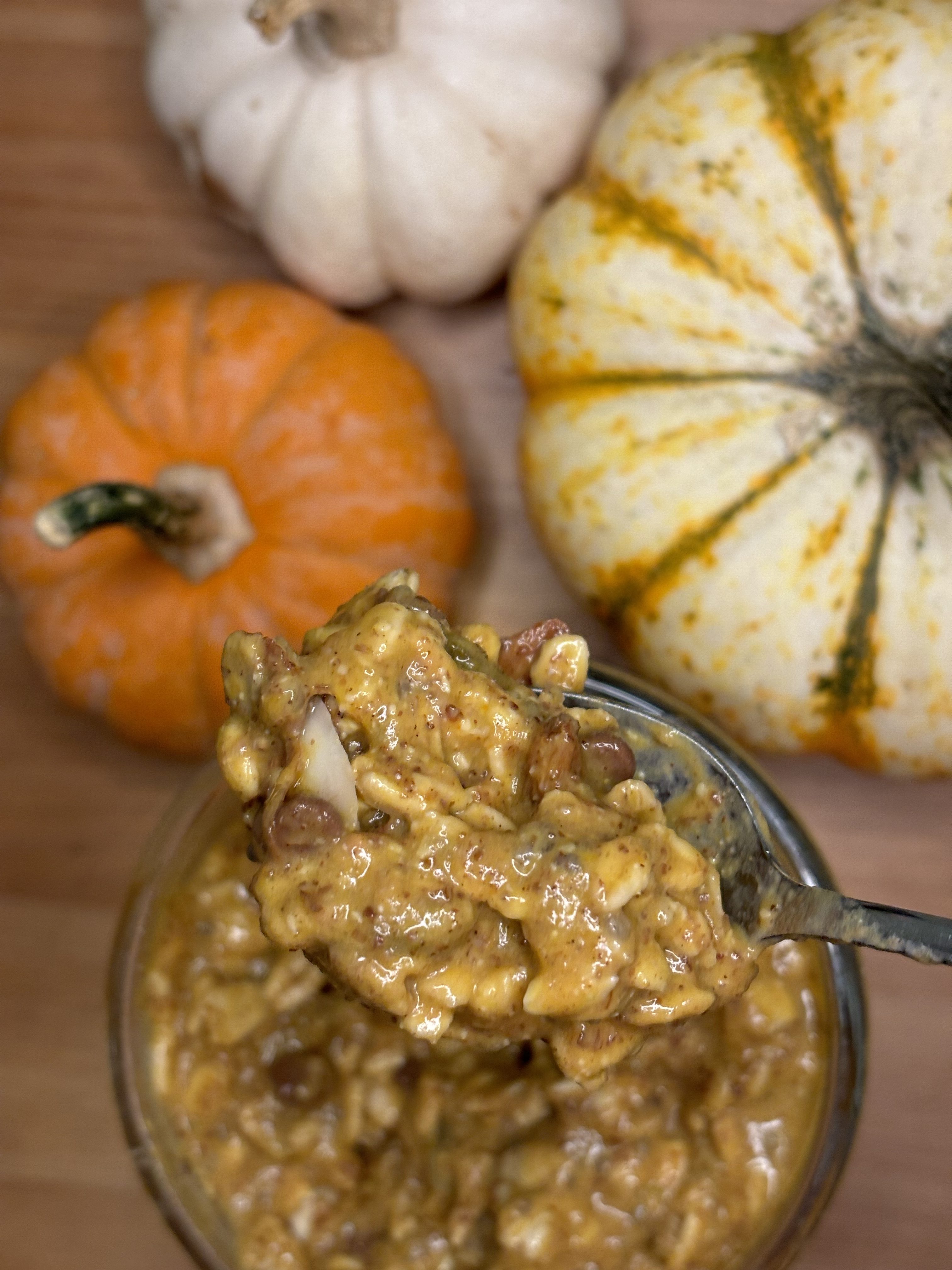 Fall-Inspired Pumpkin Bread Overnight Oats Recipe
