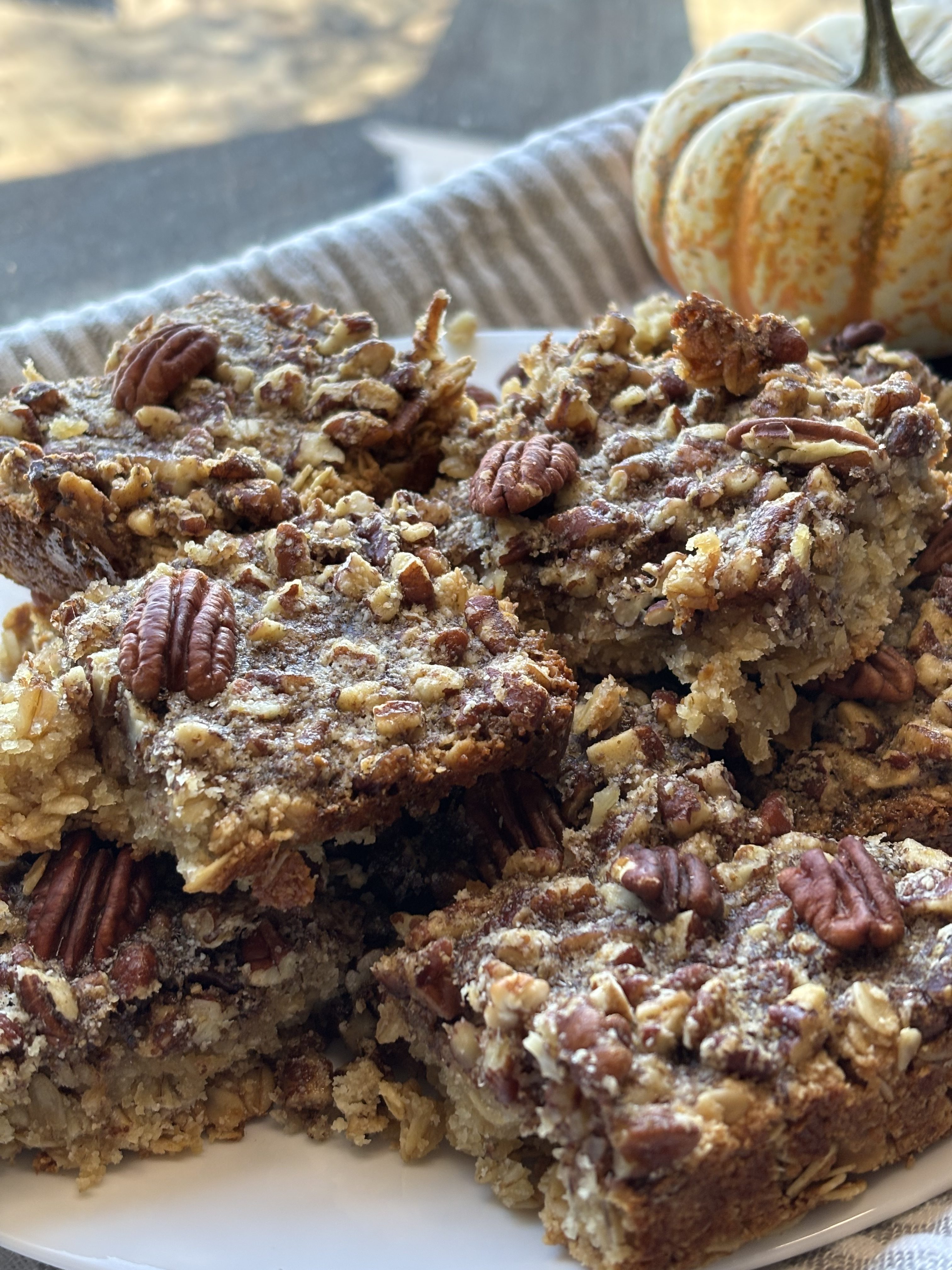 Easy Gluten-Free Dessert: Pecan Oat Bars