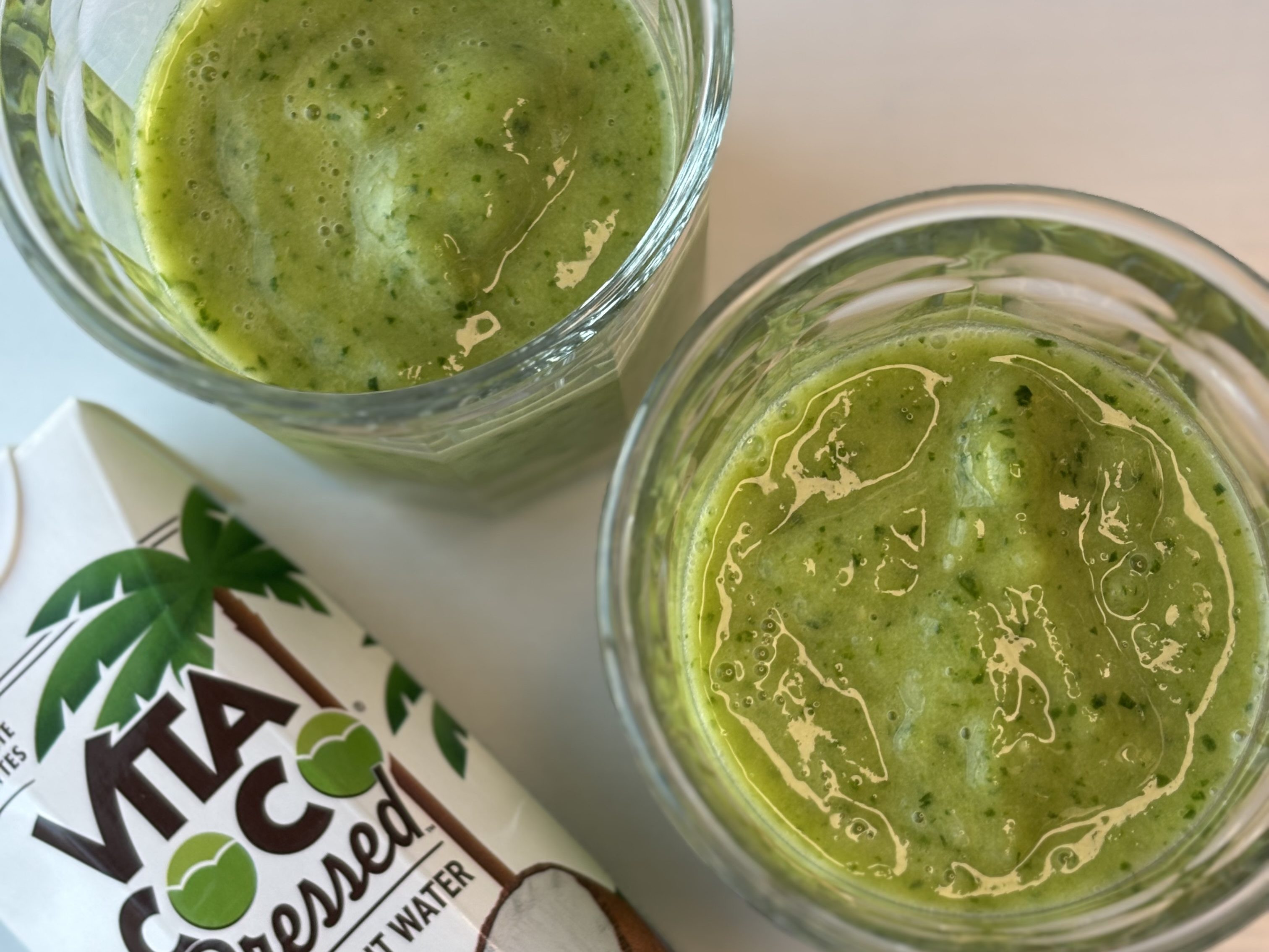 Easy Tropical Green Smoothie Recipe