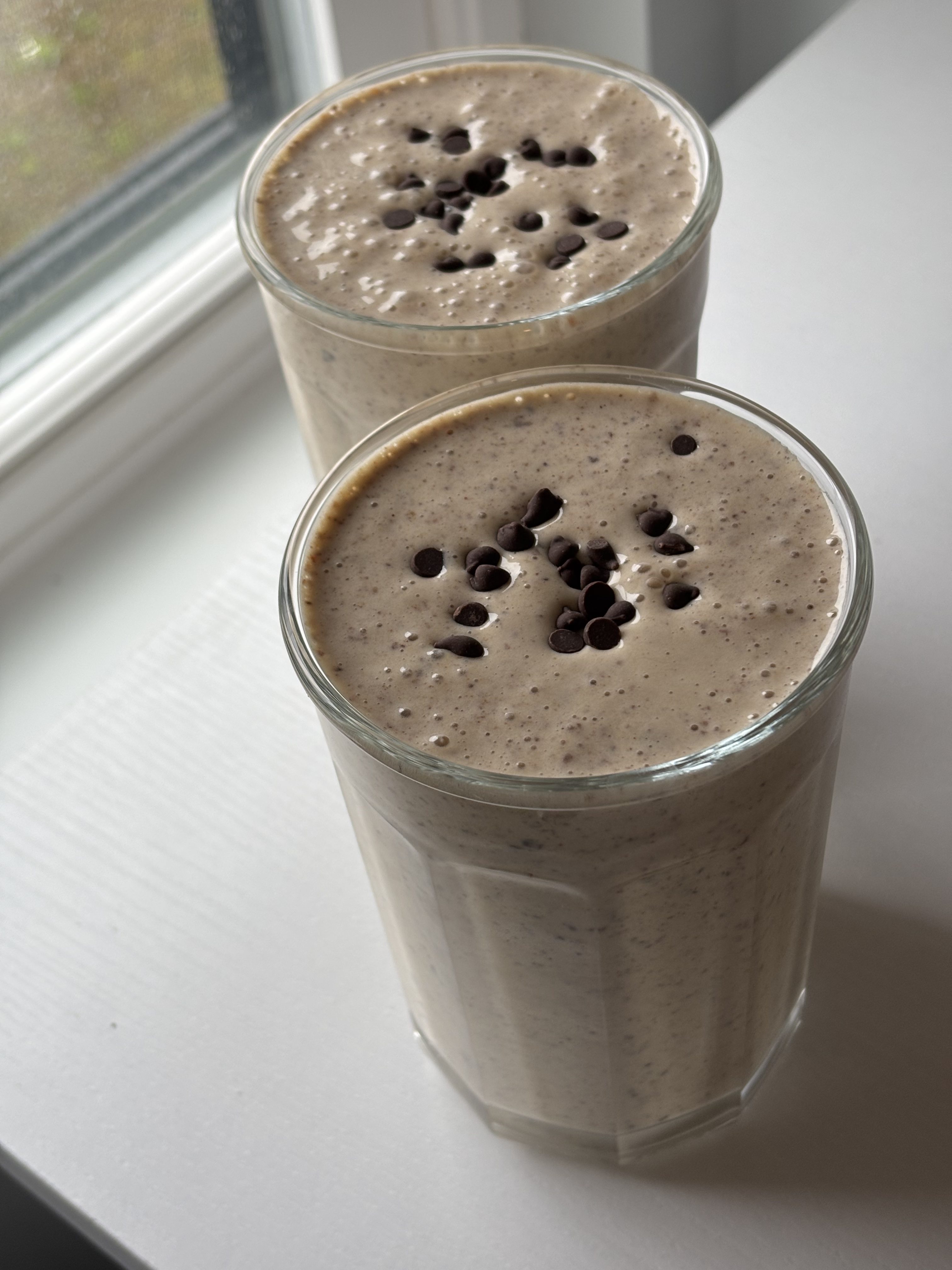 Healthy Cookie Dough Protein Smoothie Recipe
