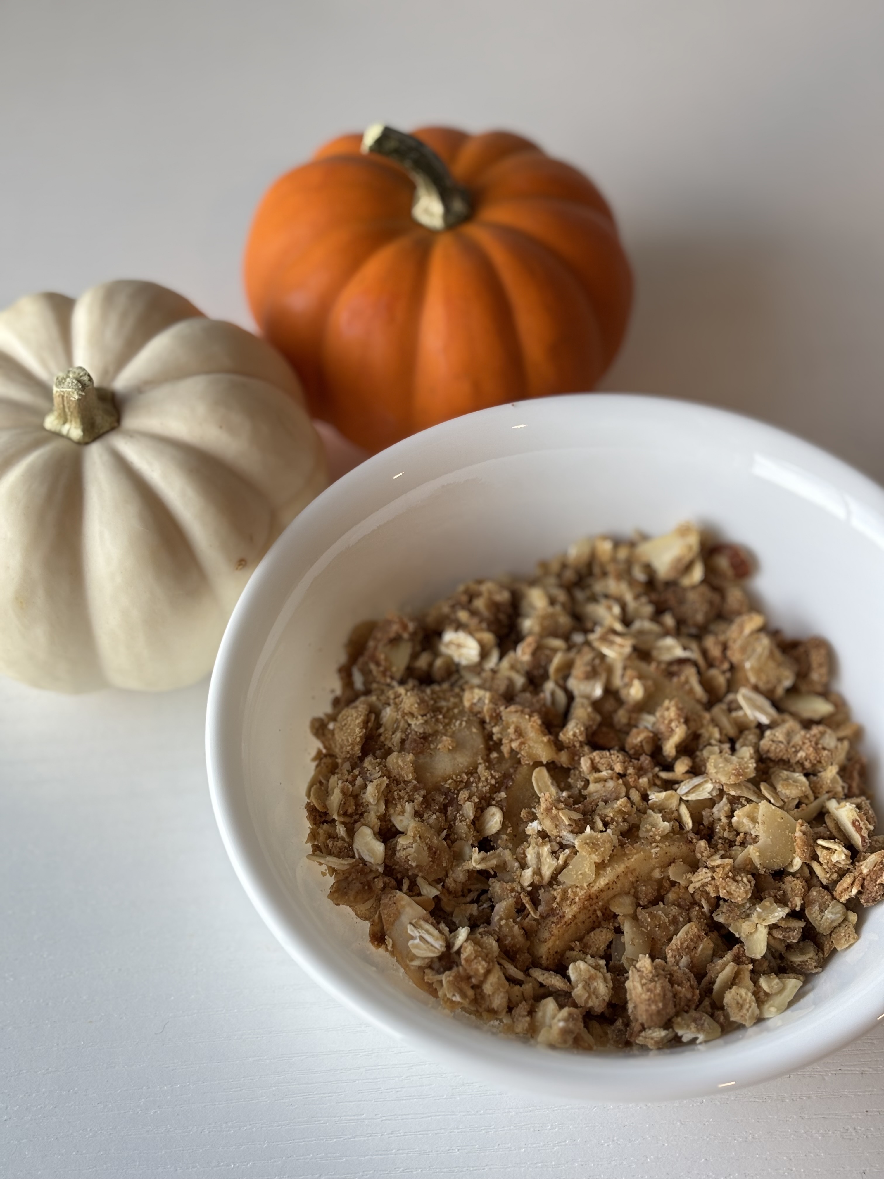 Easy Apple Crisp: Nutritious & Protein-Packed